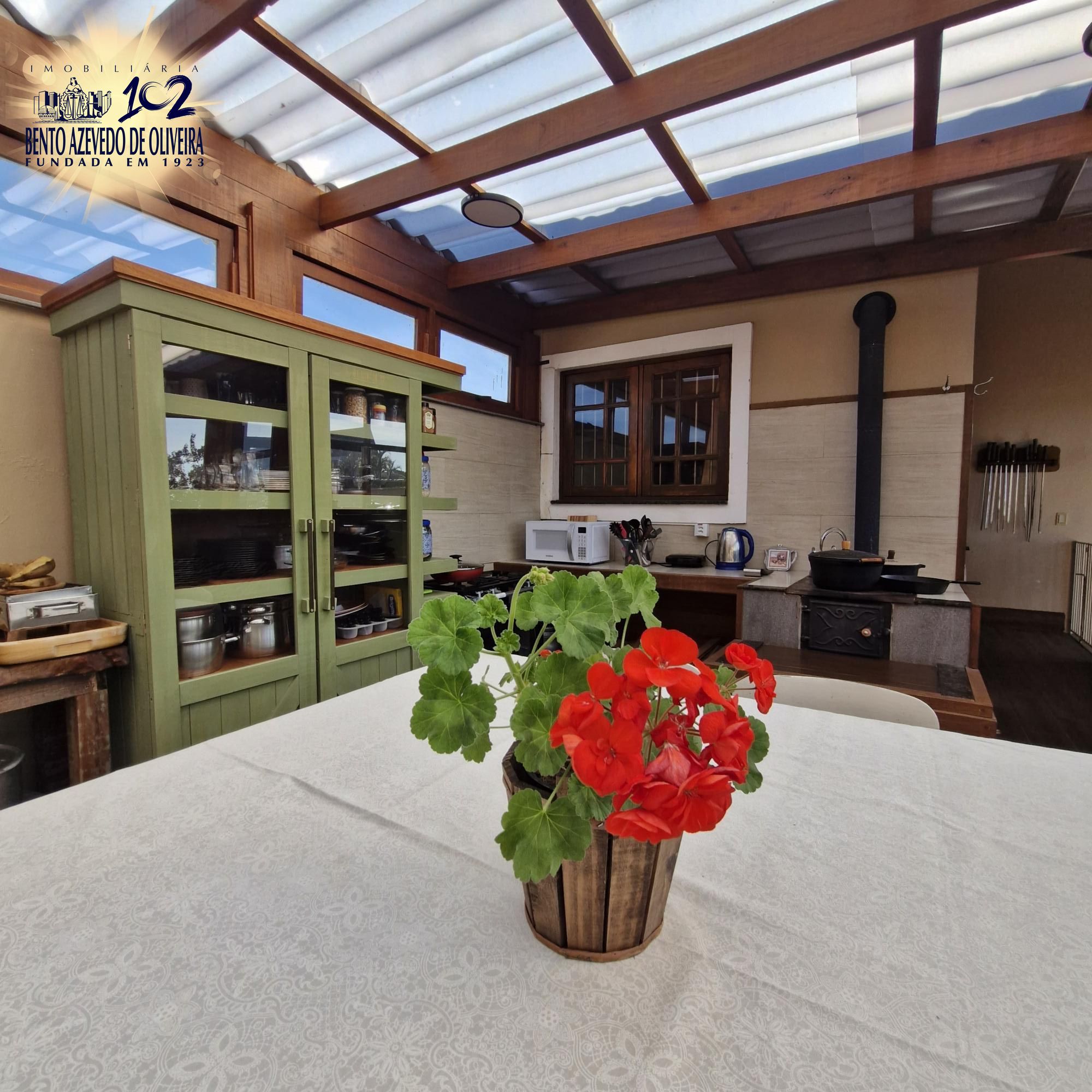 Casa, 4 quartos, 450 m² - Foto 1