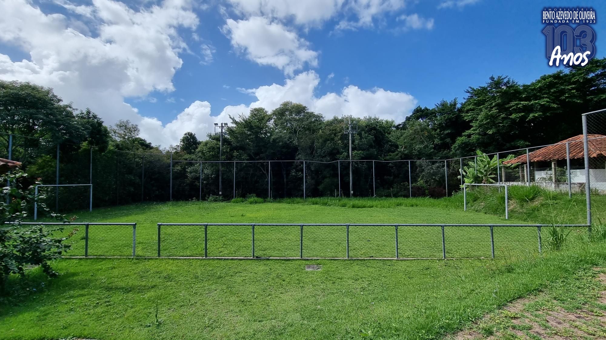 Campo de futebol na casa