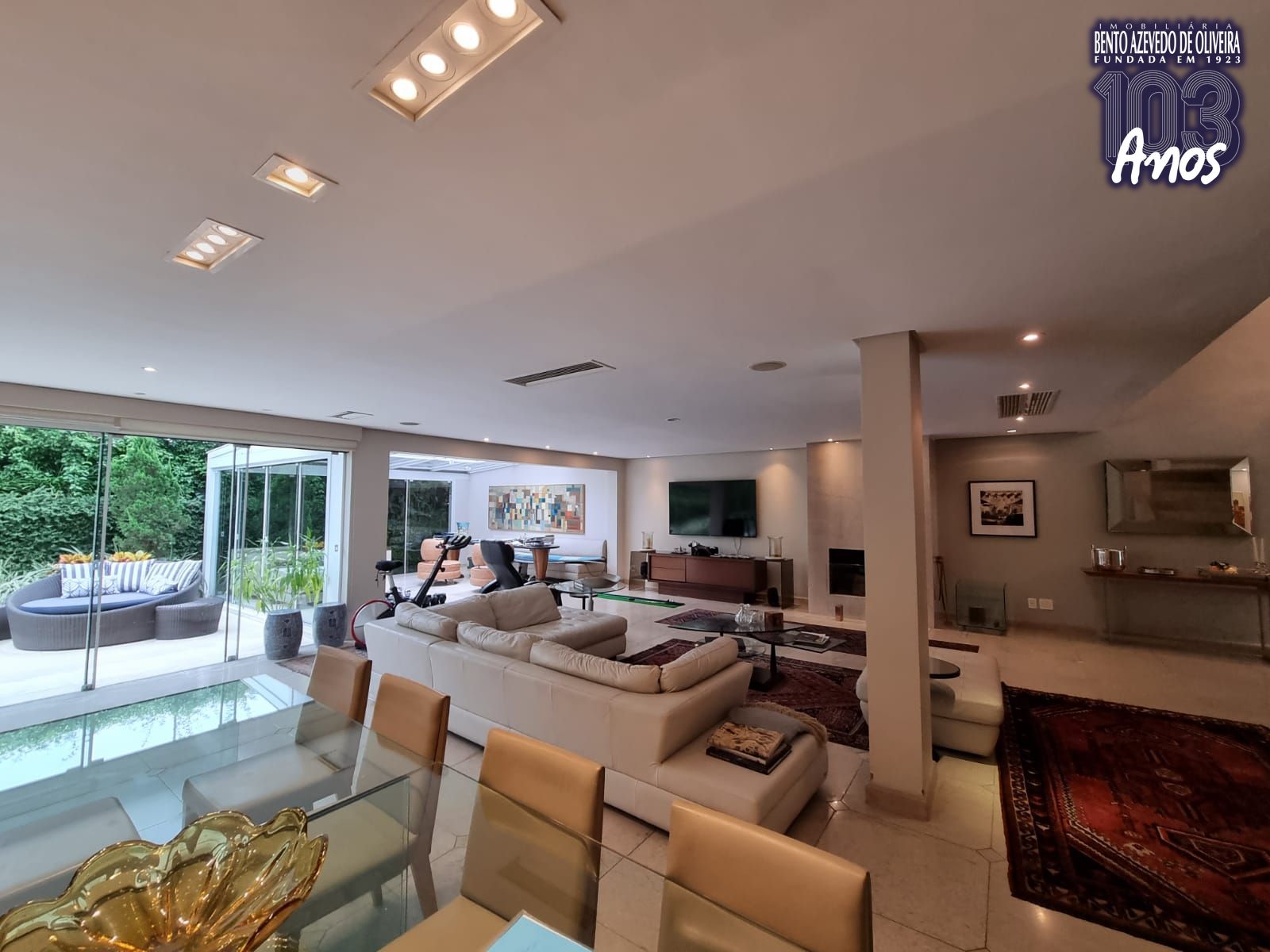 sala
