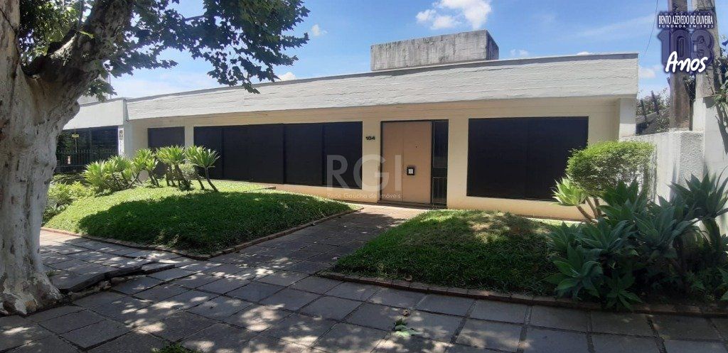Casa, 3 quartos, 316 m² - Foto 1