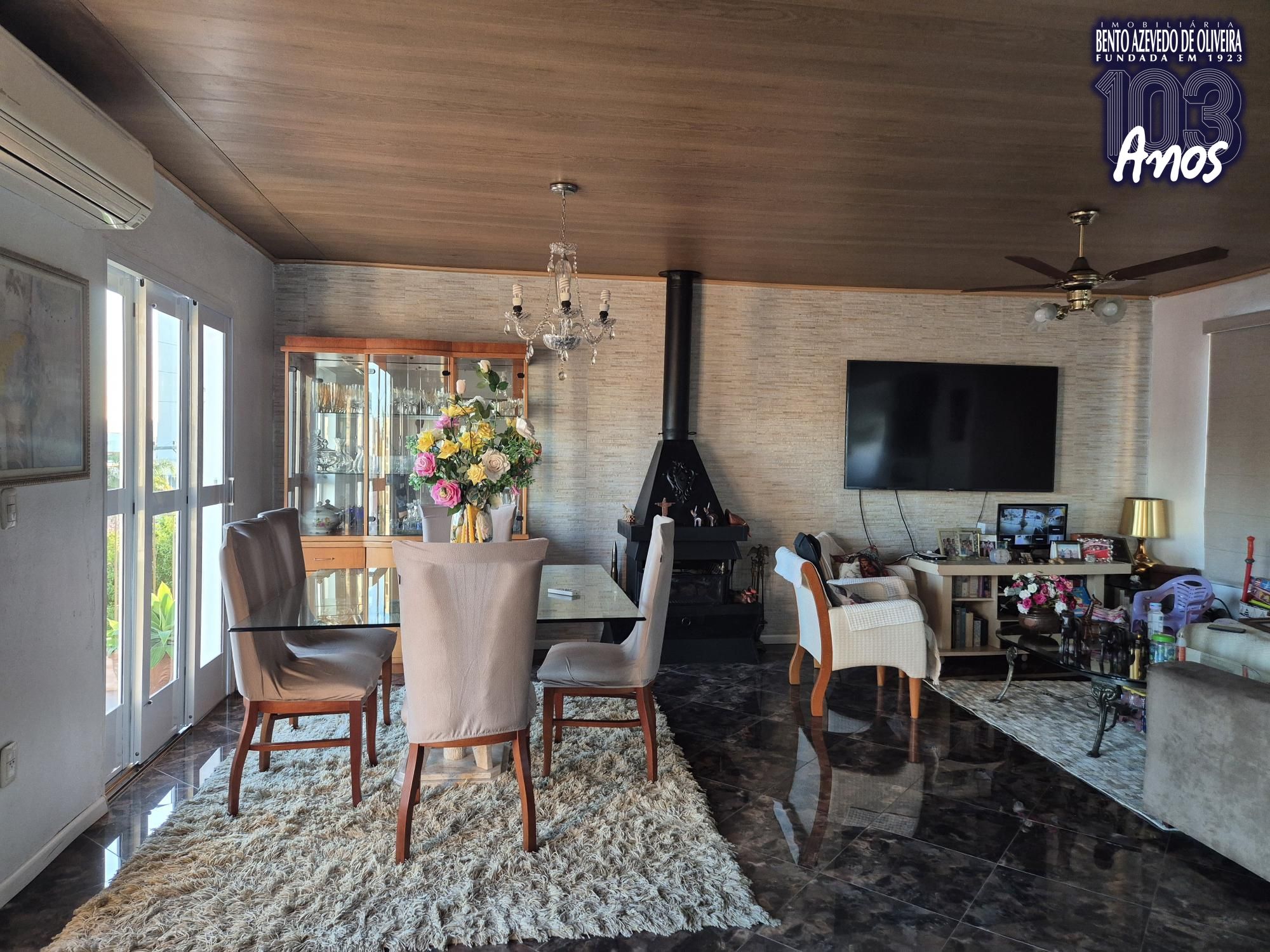 Cobertura, 3 quartos, 193 m² - Foto 1