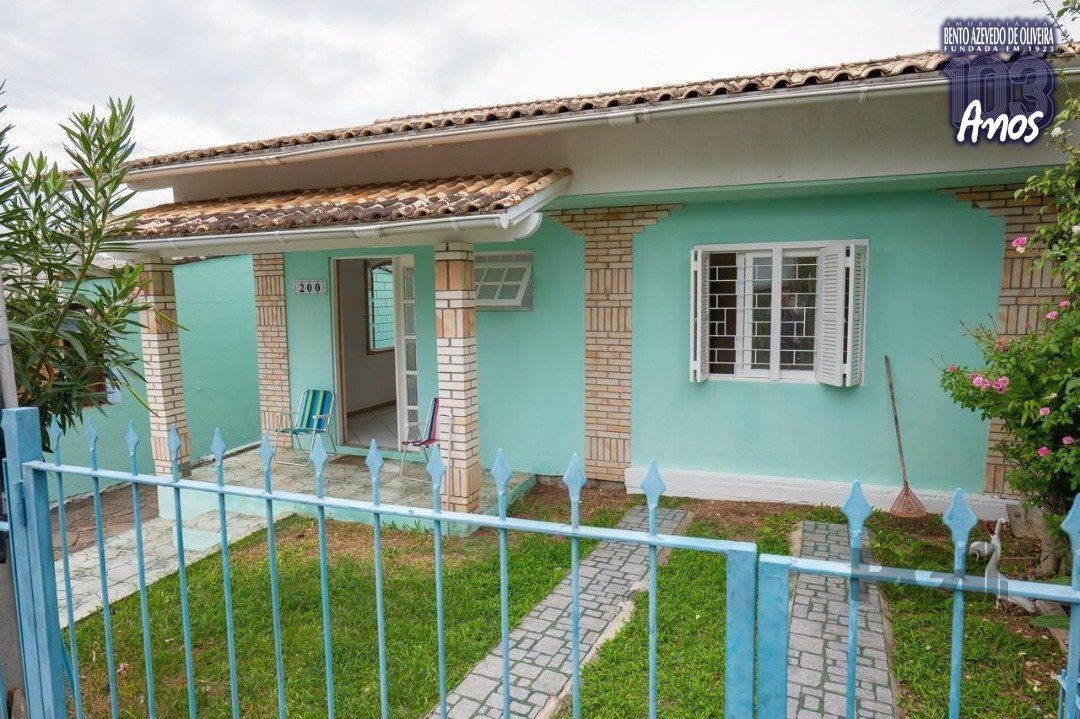 Casa, 6 quartos, 150 m² - Foto 1