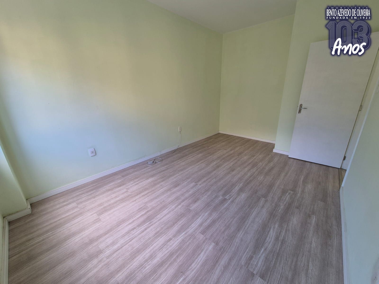 Apartamento, 3 quartos, 100 m² - Foto 1