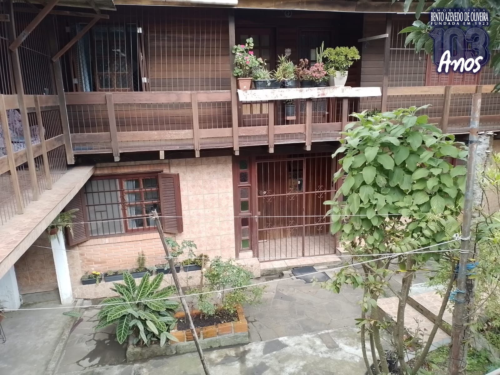 Casa, 4 quartos, 250 m² - Foto 1