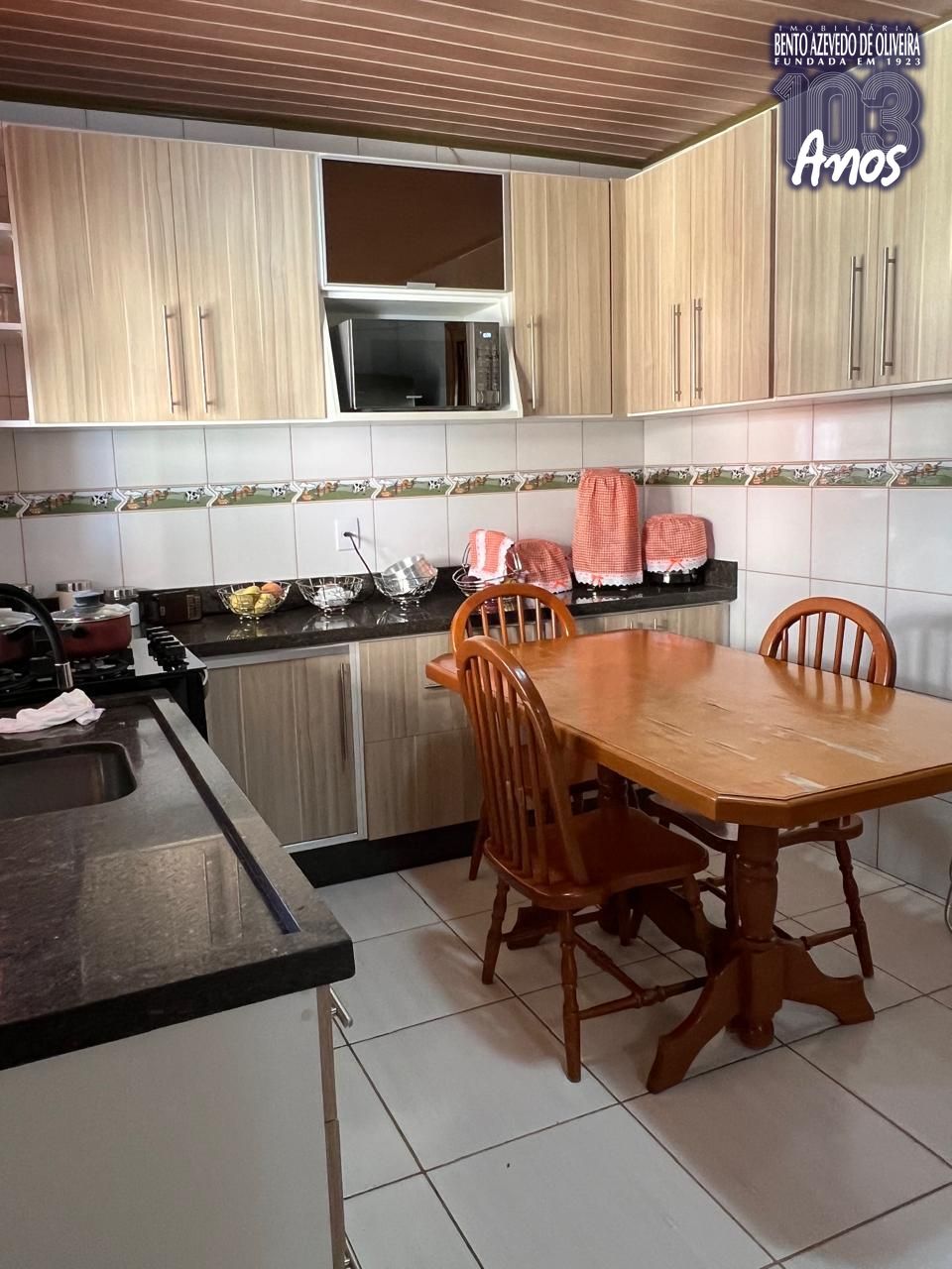 Casa, 4 quartos, 250 m² - Foto 8
