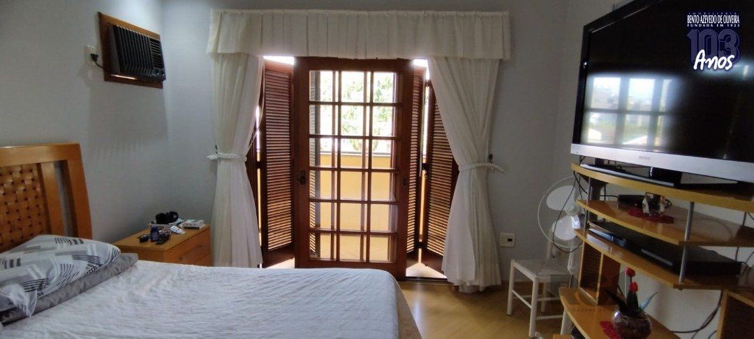 Casa, 4 quartos, 342 m² - Foto 19