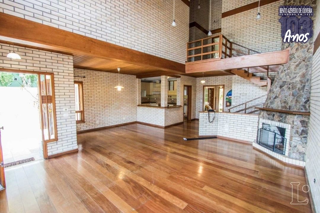 Casa, 3 quartos, 230 m² - Foto 1