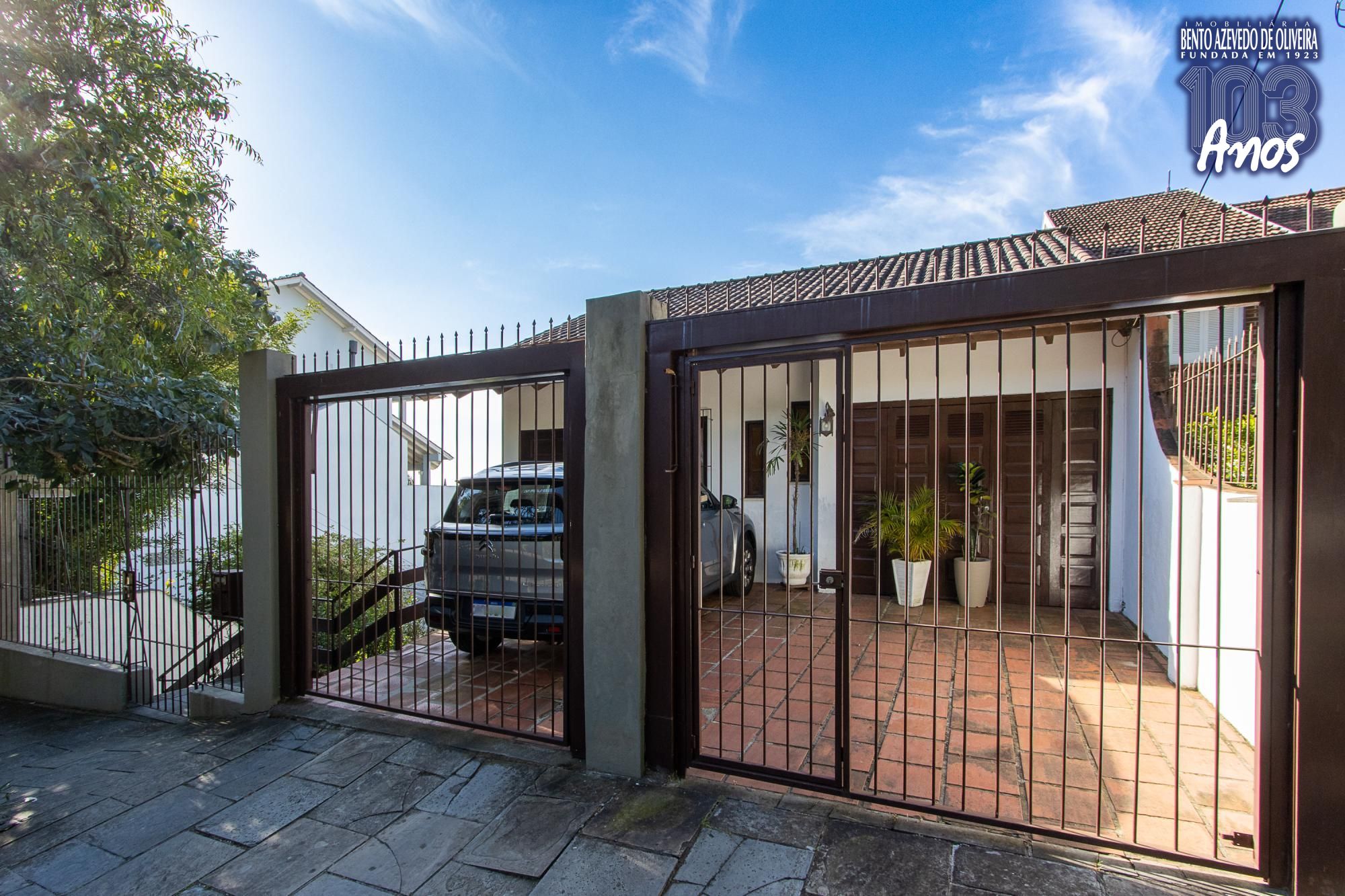 Casa, 5 quartos, 315 m² - Foto 3