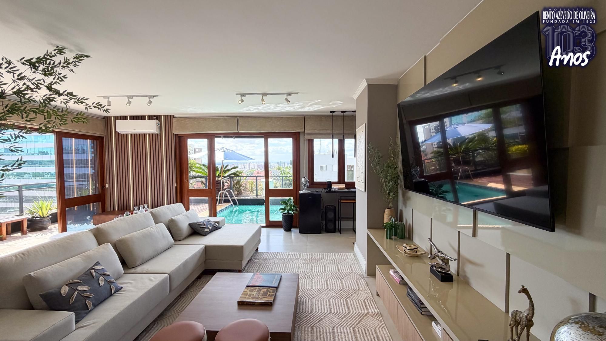 Cobertura, 3 quartos, 209 m² - Foto 1