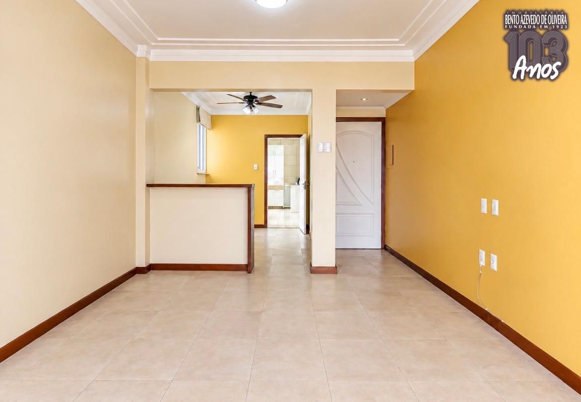 Living-Amplo. bancada.