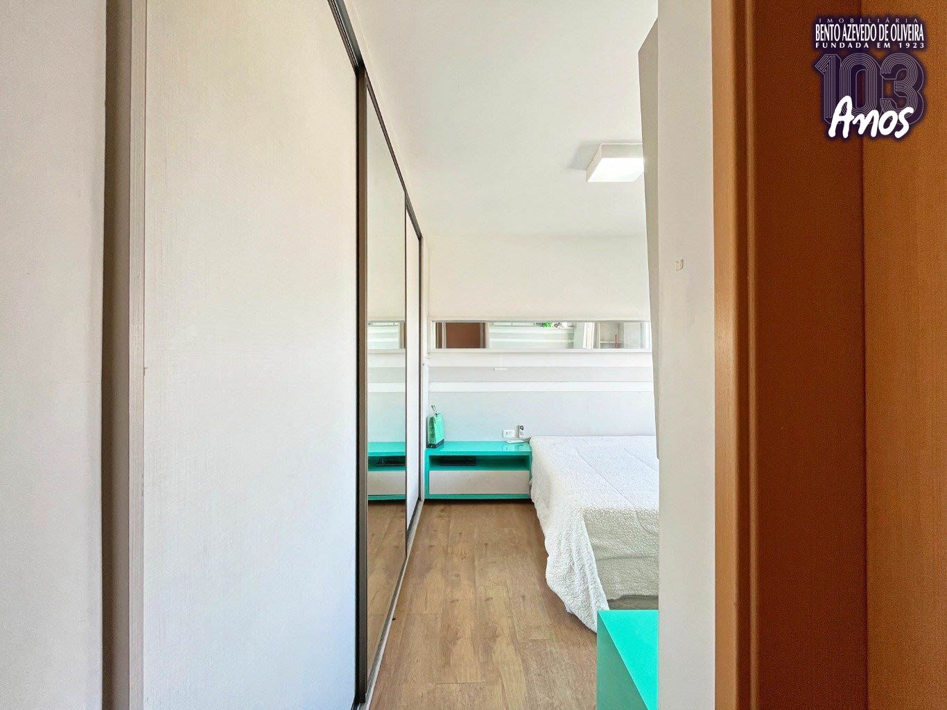 DORMITORIO-COM-ARMARIO