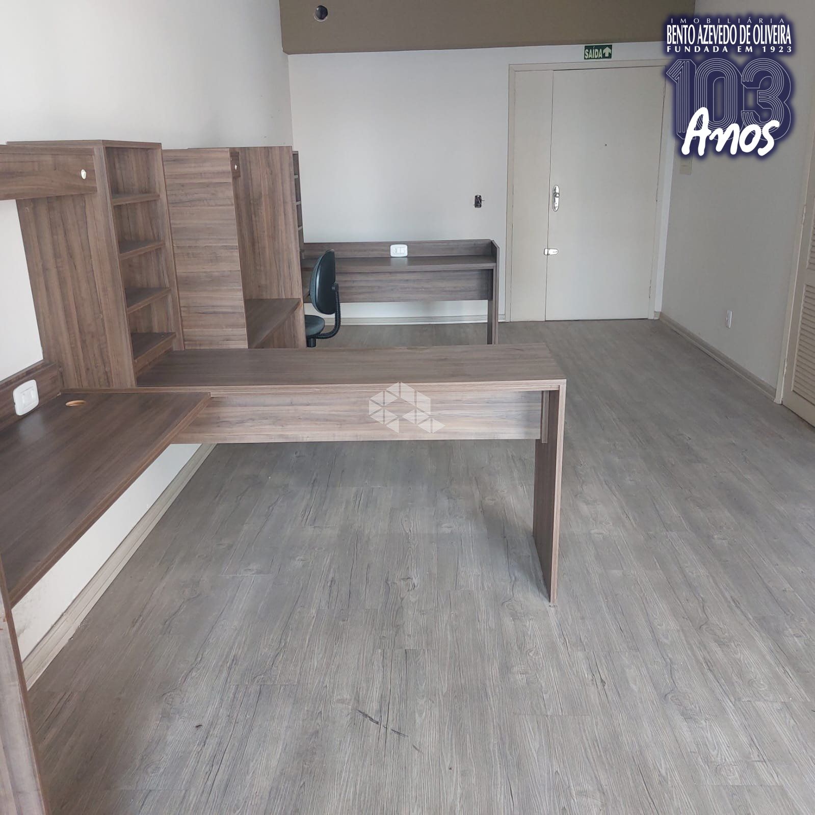 AMBIENTE-CORPORATIVO-MOBILIADO