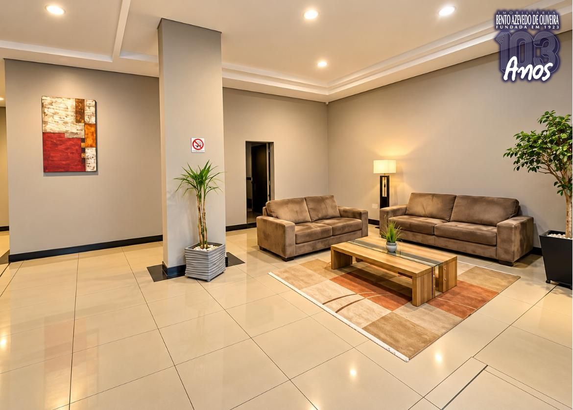 Hall Predio Sofas.