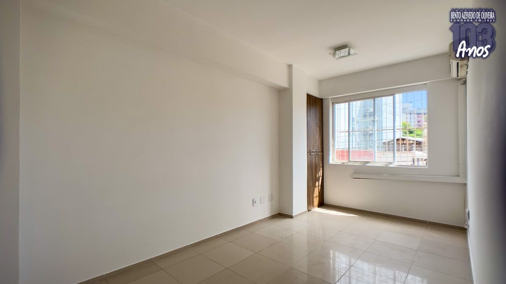 SALA-COM-SACADA