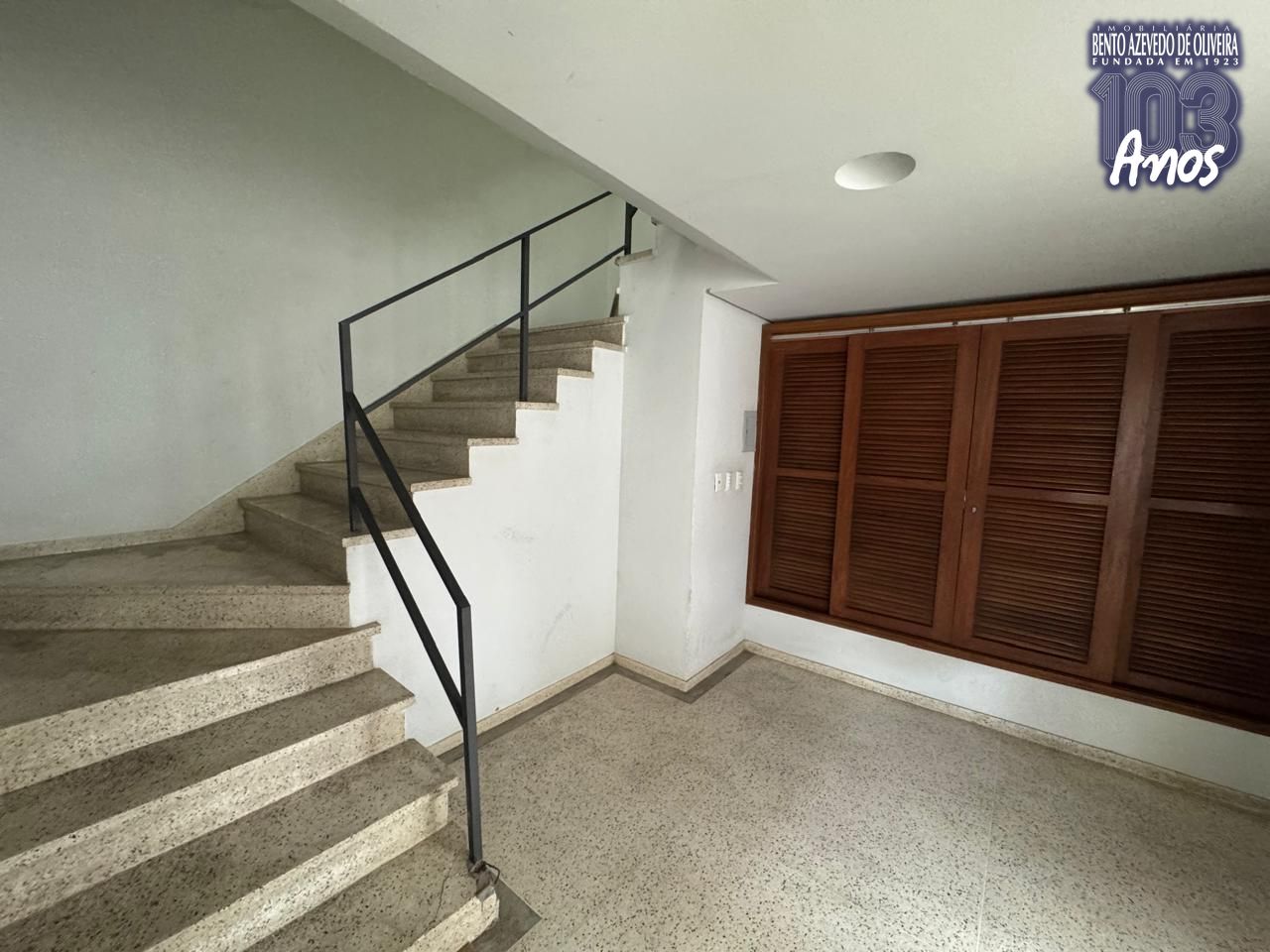 hall-escadaria