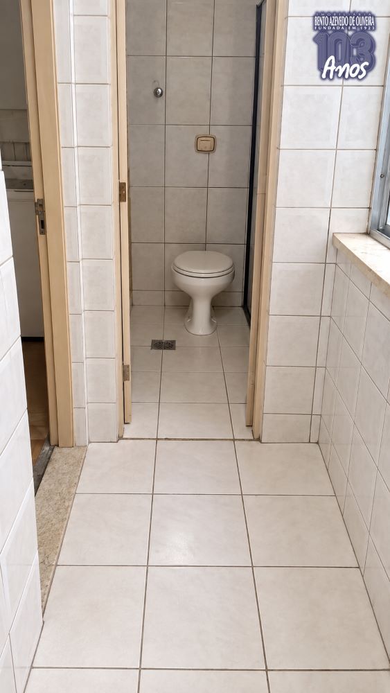 corredor-banheiro-fundo