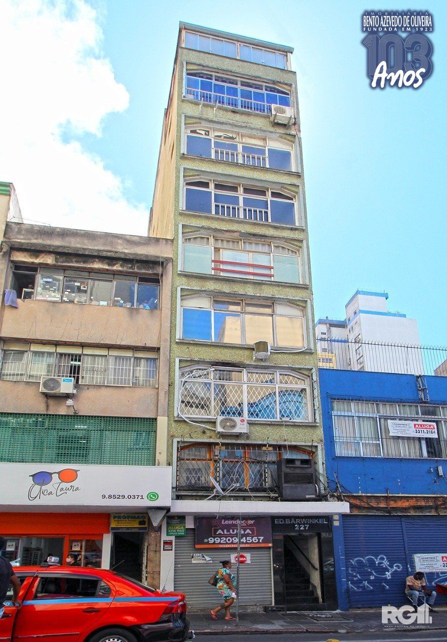 FACHADA-PREDIO-COMERCIAL