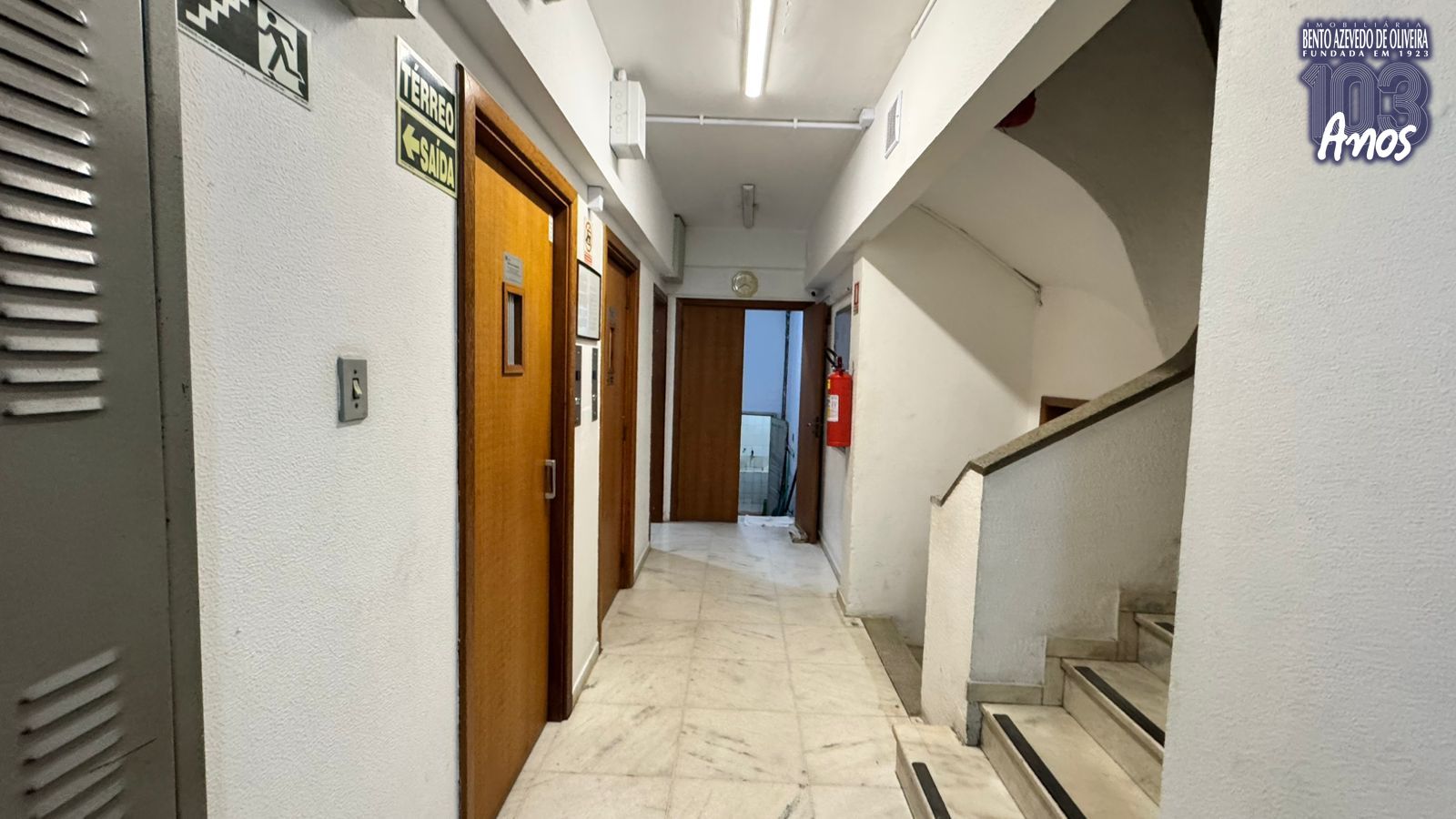 apartamento-entrada-do-prédio-apartamento