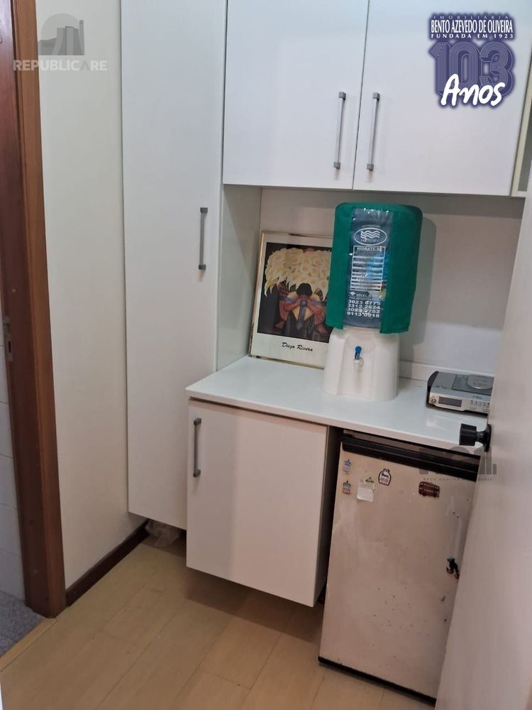 espaço-auxiliar-com-armarios