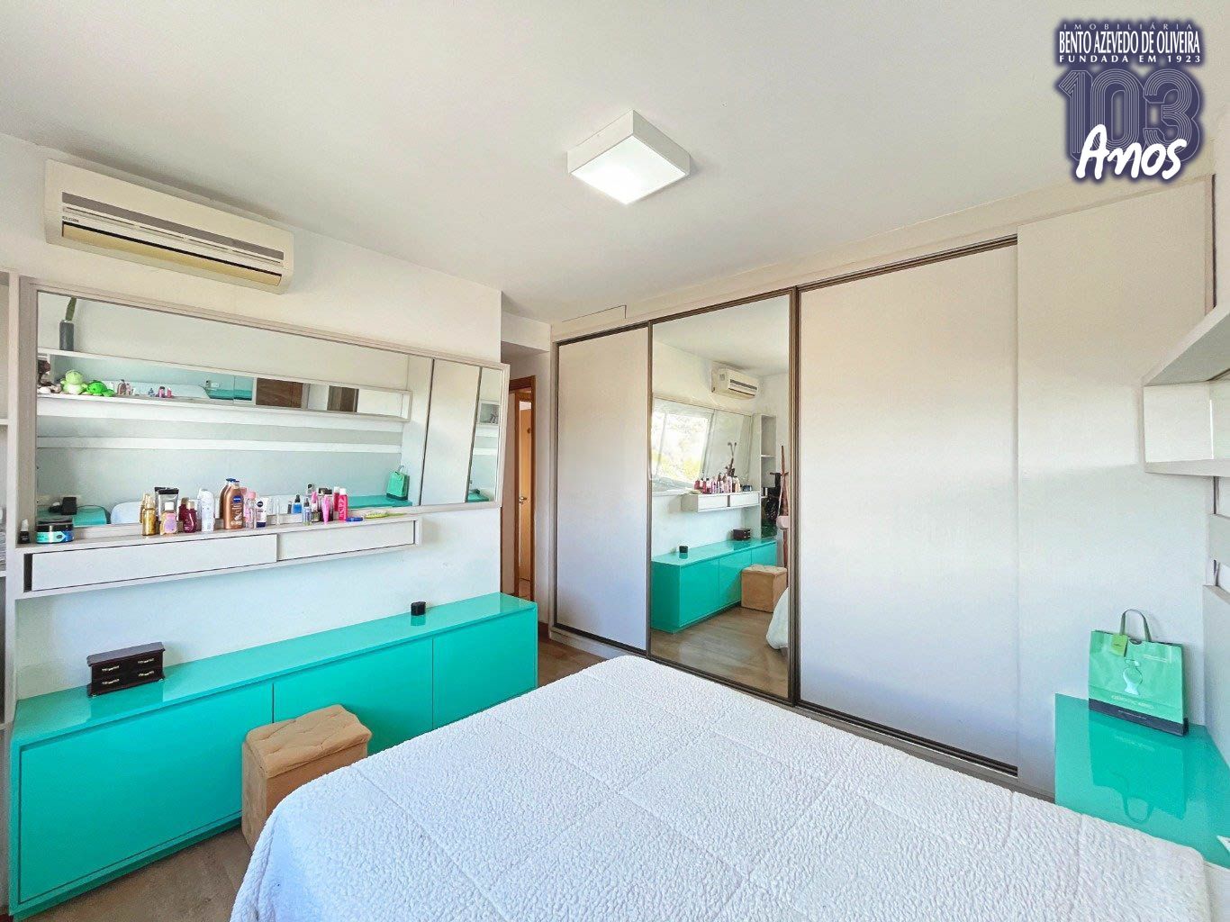 DORMITORIO-SOLTEIRO