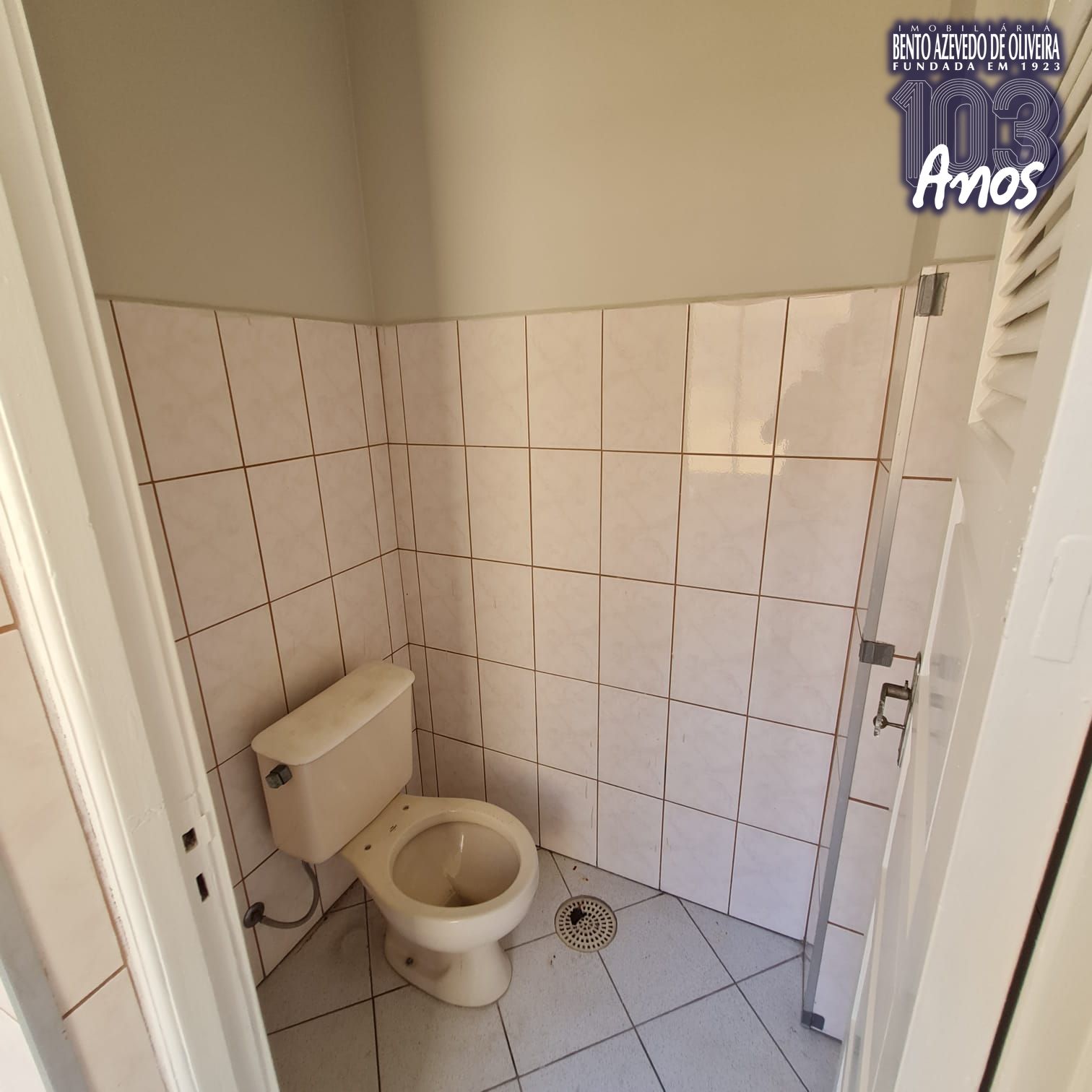 WC AUXILIAR