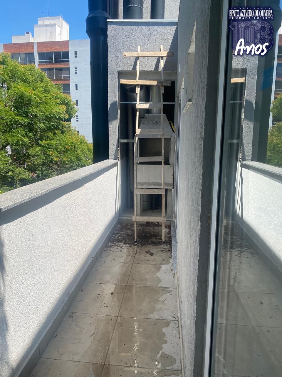 Area externa com churrasqueira