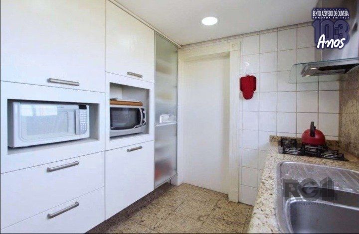 COZINHA ACESSO LAVANDERIA