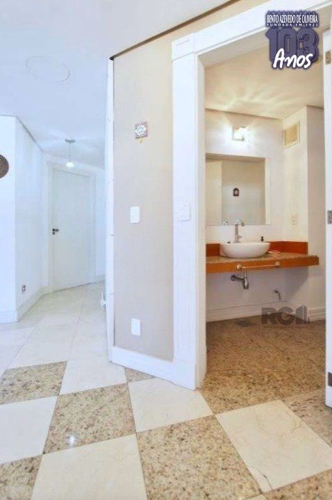 LAVABO