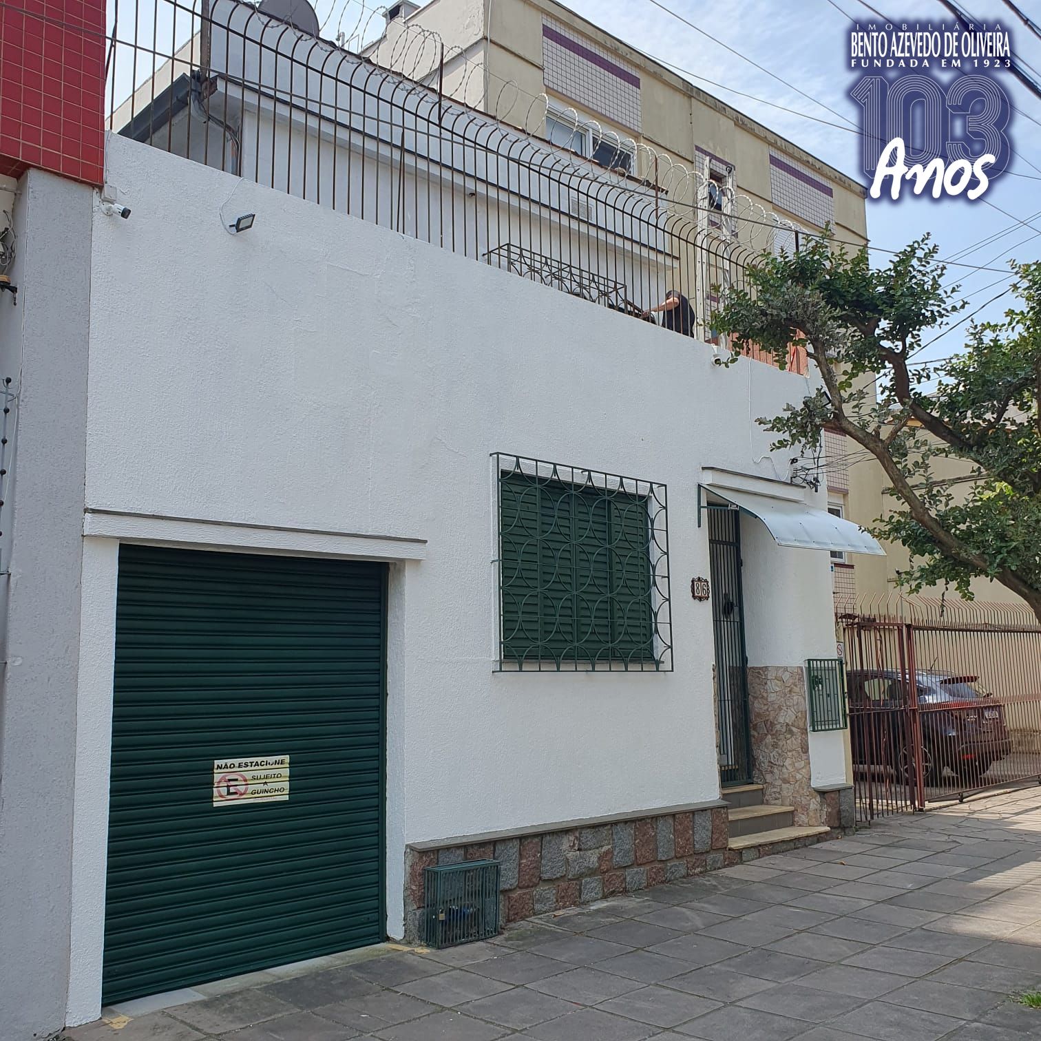 Casa, 3 quartos, 245 m² - Foto 1