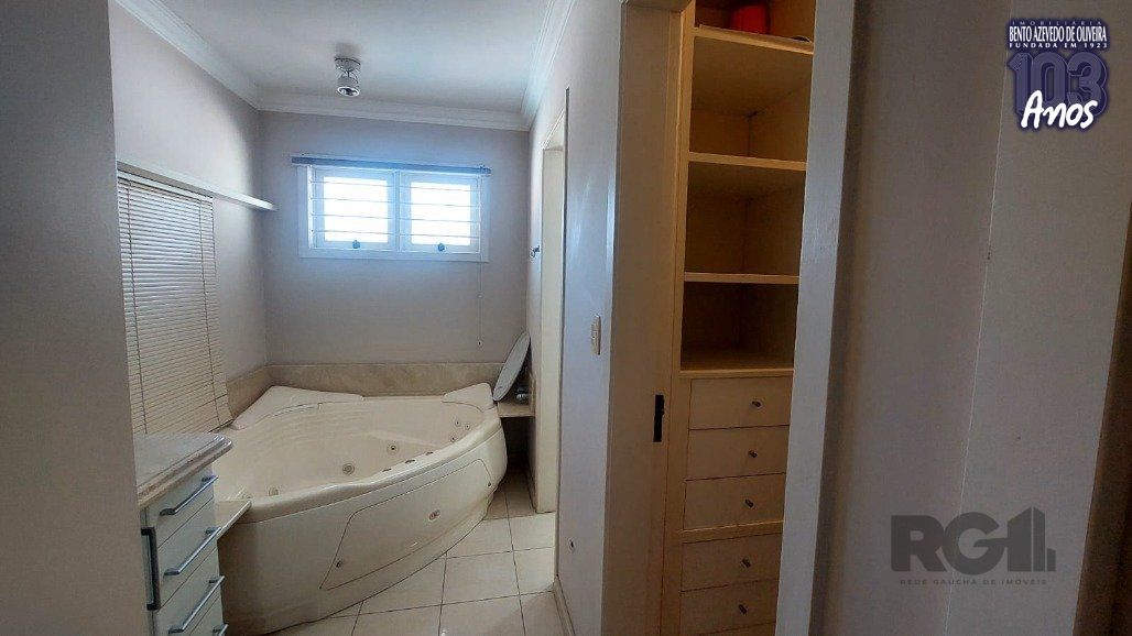 Casa, 4 quartos, 227 m² - Foto 47