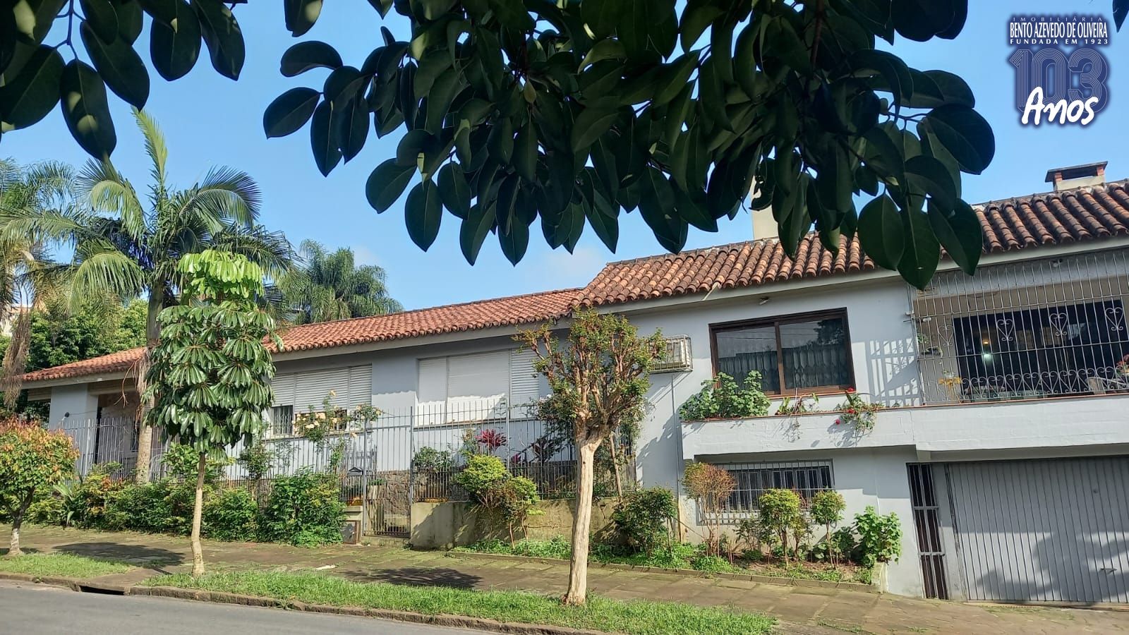 Casa, 5 quartos, 360 m² - Foto 1