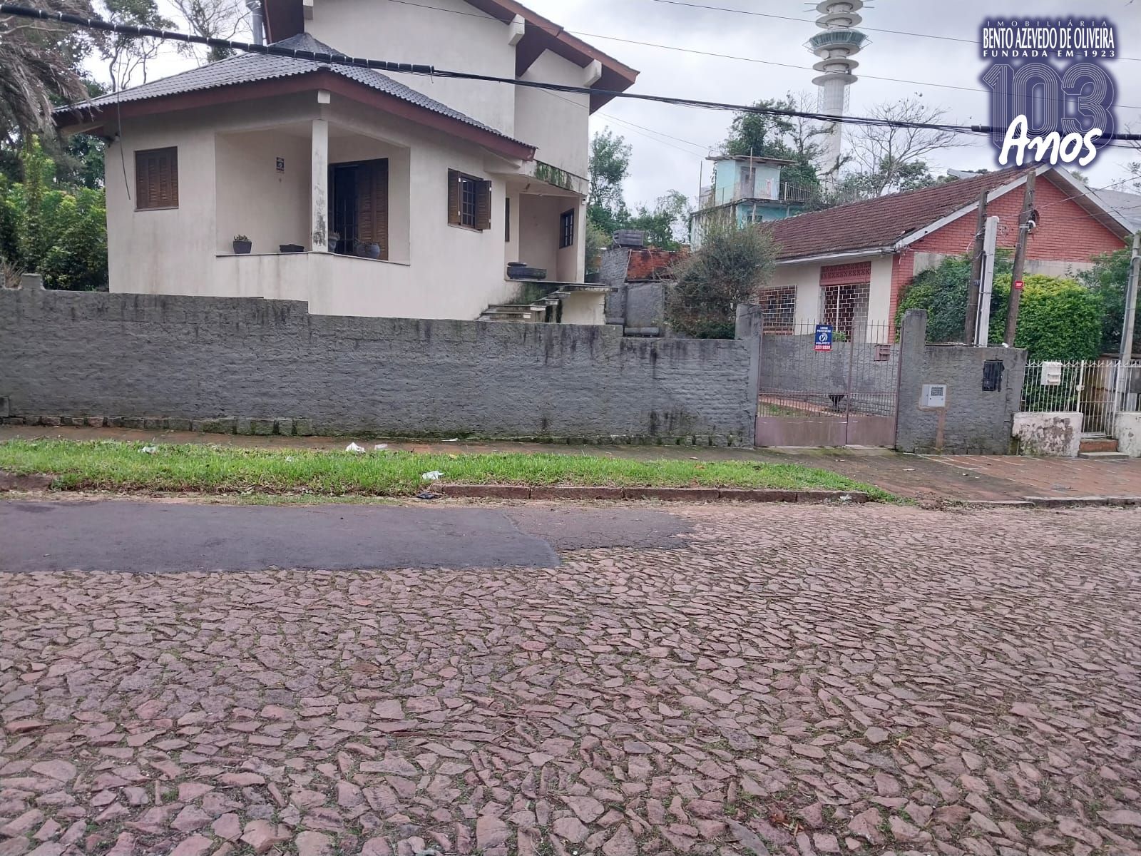 Casa, 5 quartos, 304 m² - Foto 1