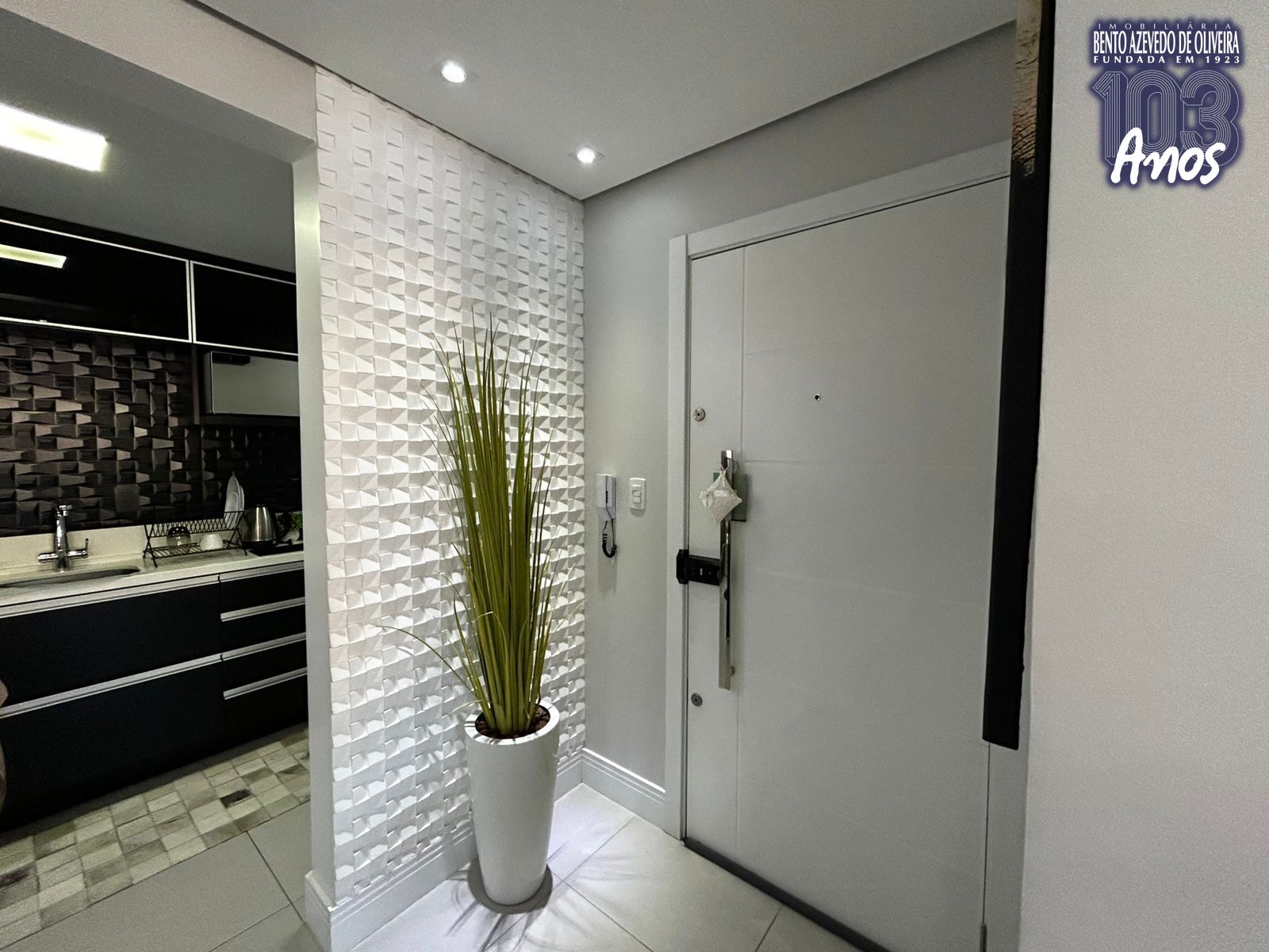 Apartamento, 3 quartos, 100 m² - Foto 2