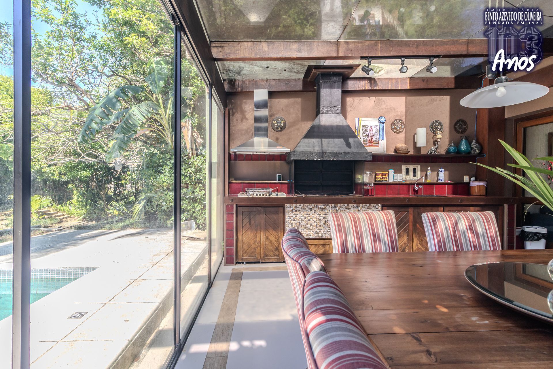 Casa, 4 quartos, 240 m² - Foto 25