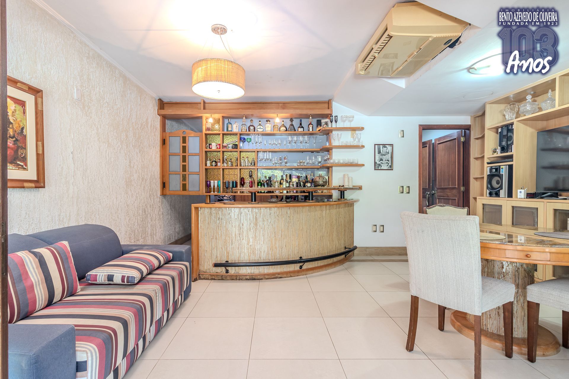 Casa, 4 quartos, 240 m² - Foto 23