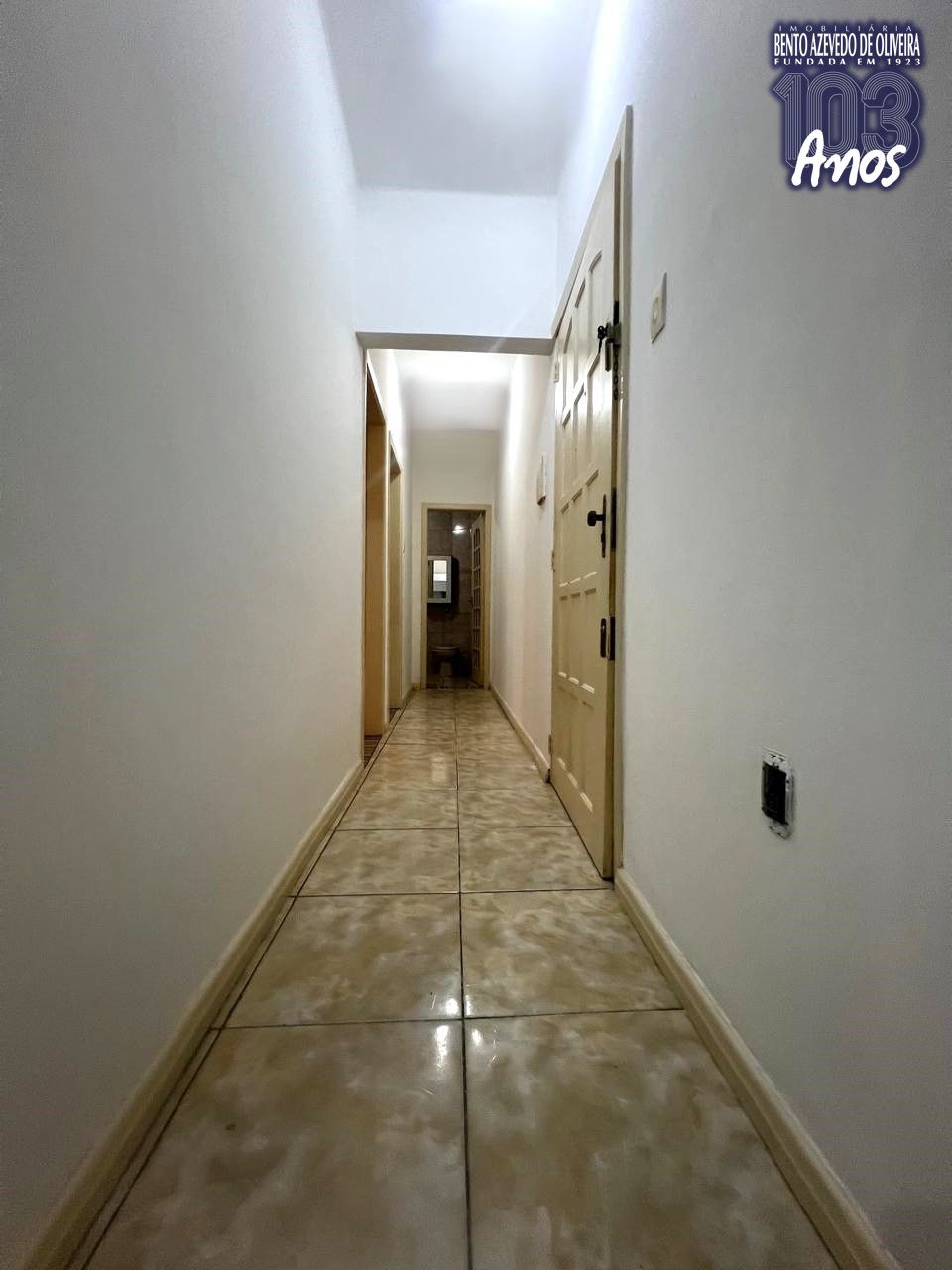 corredor de acesso aos dormitórios