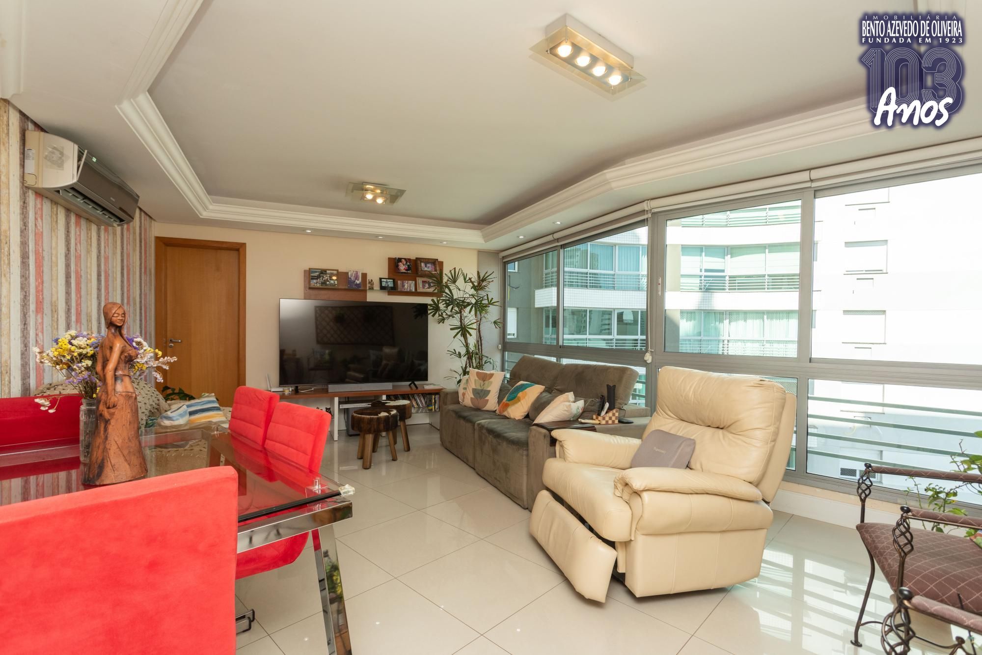 Apartamento, 3 quartos, 90 m² - Foto 1