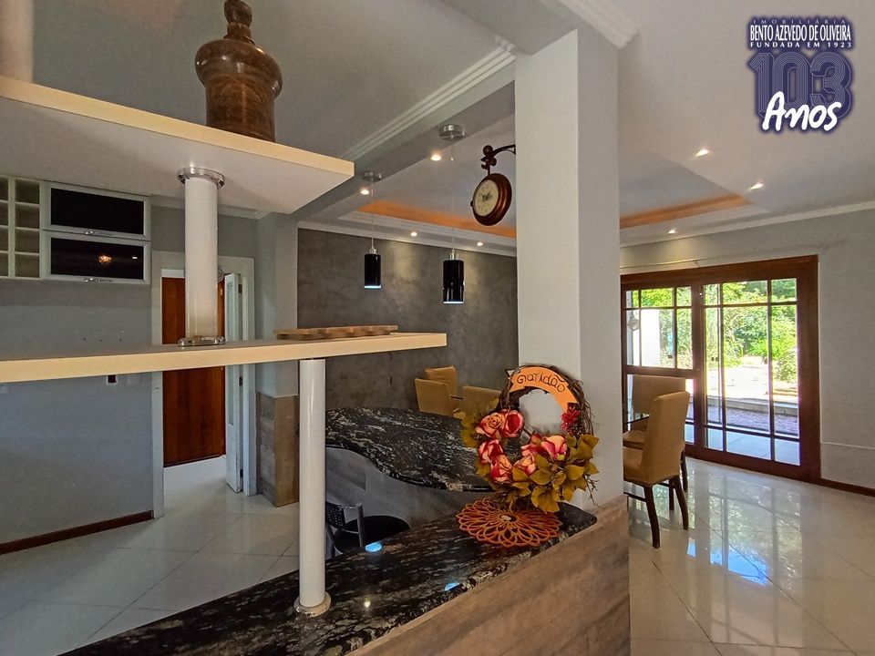 Casa, 3 quartos, 209 m² - Foto 3