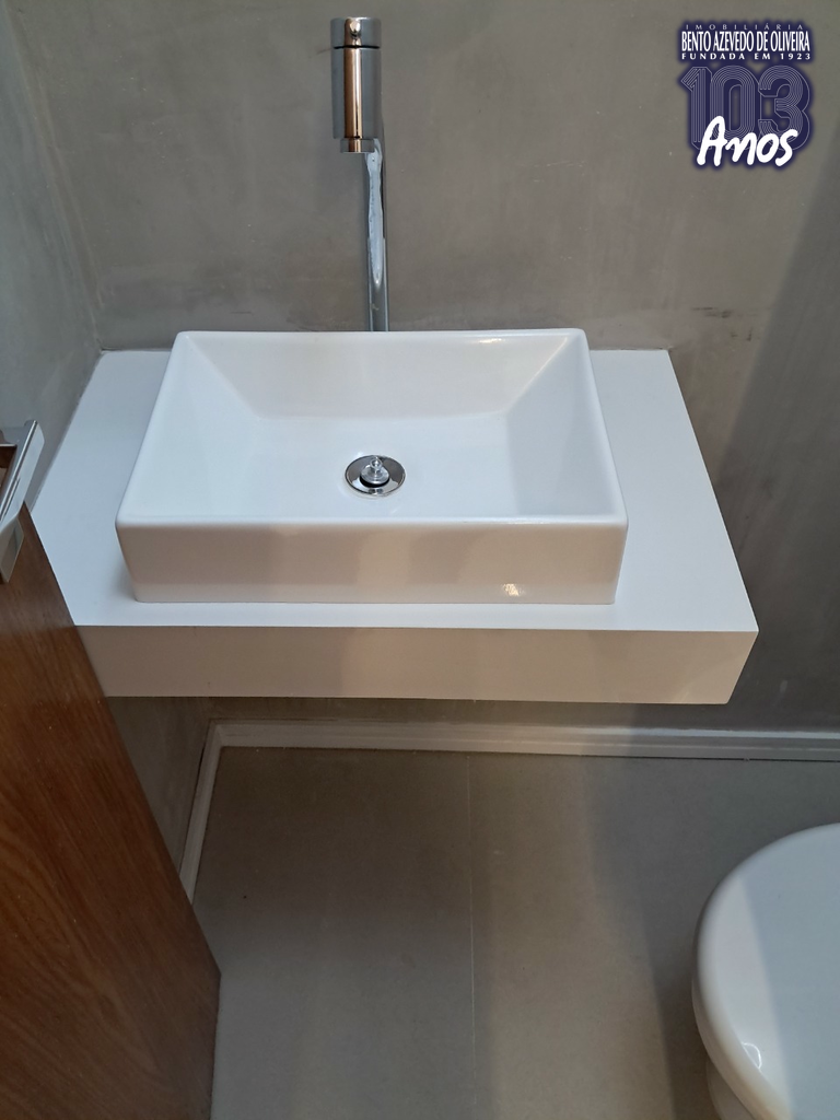 2562606.jpeg