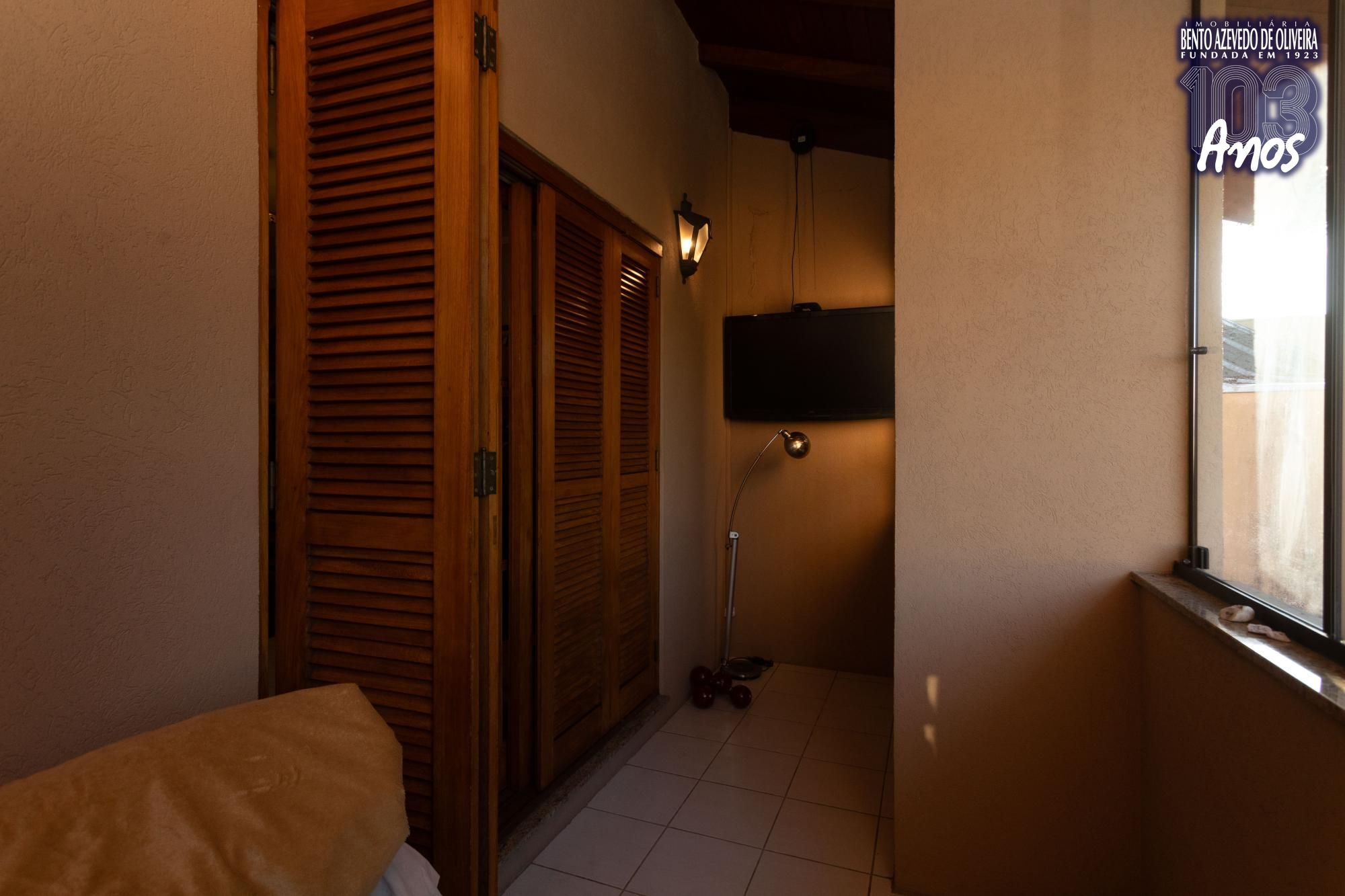 Casa, 4 quartos, 316 m² - Foto 31