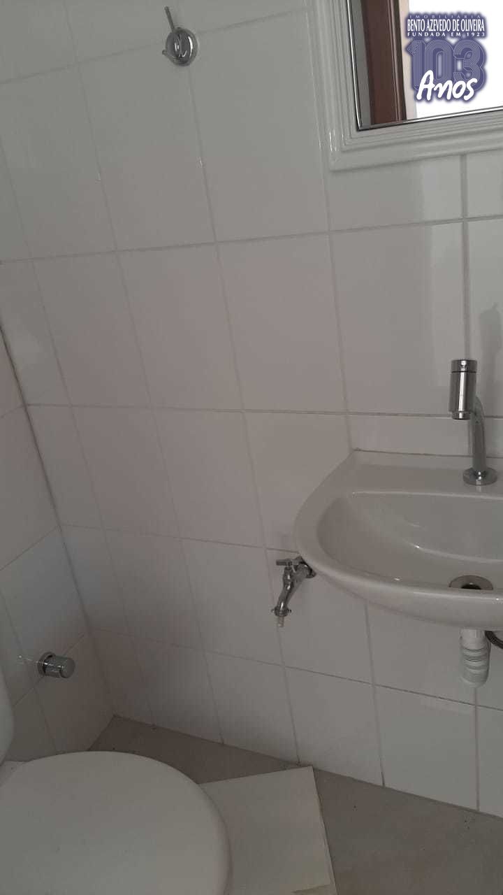 469535.jpg
