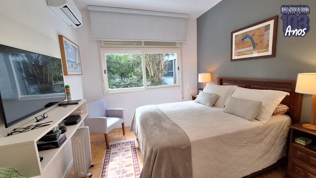 1ac8ulxym65iuqrlemb25lpwmwja.jpeg
