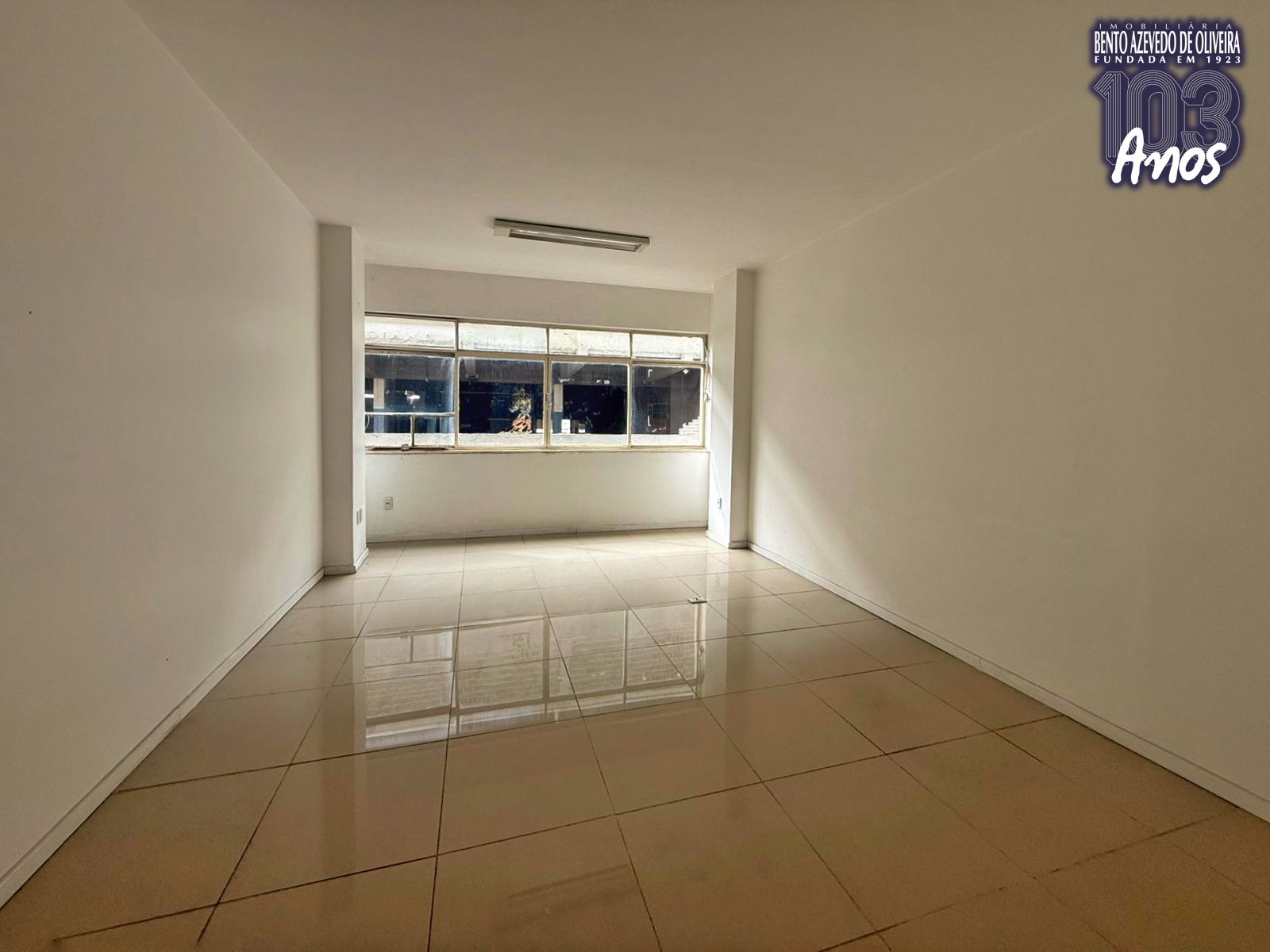 Sala-Conjunto, 30 m² - Foto 1
