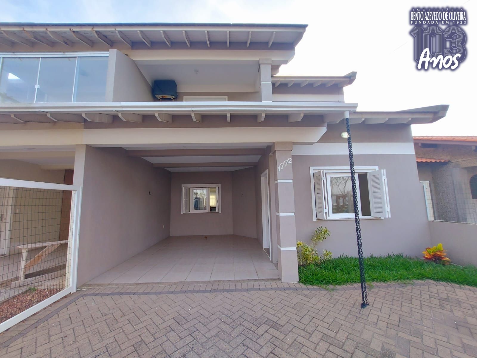 Casa, 4 quartos, 143 m² - Foto 1