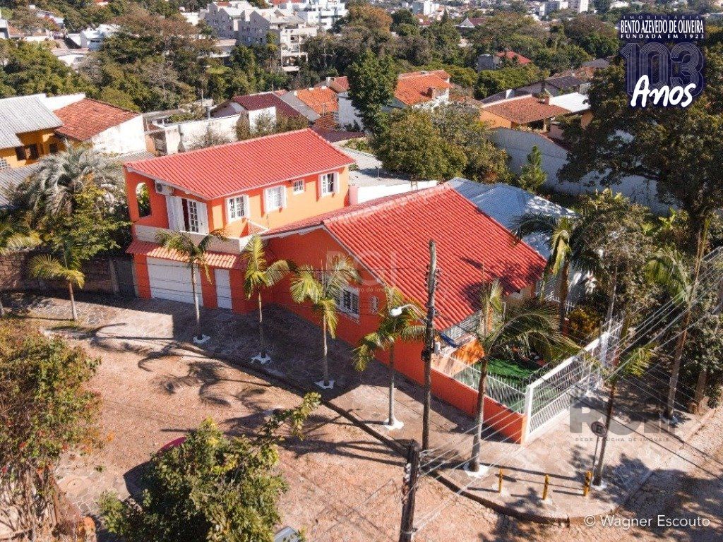 Casa, 3 quartos, 197 m² - Foto 1