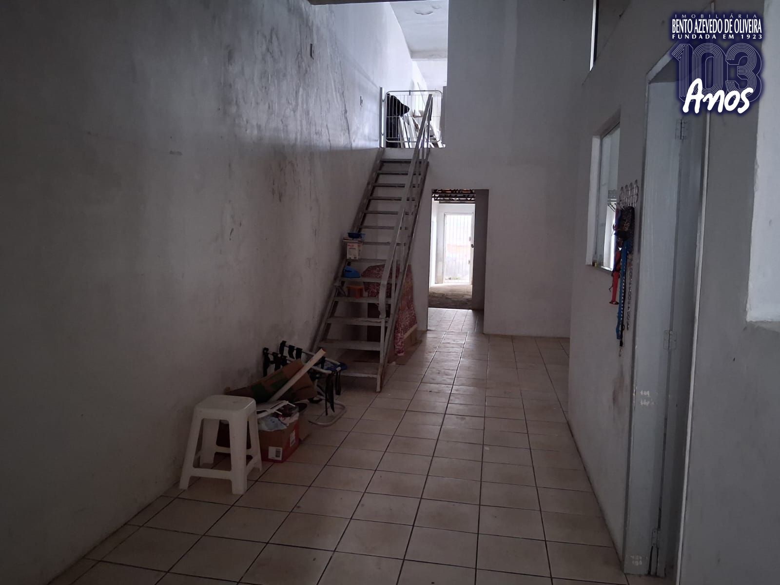 Depósito-Galpão, 289 m² - Foto 1