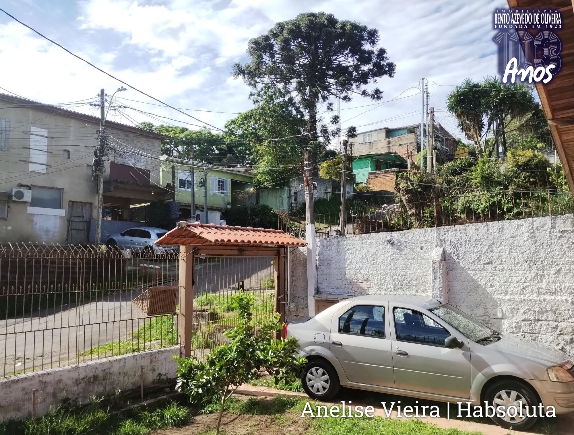 Entrada da residência localizada na Rua João Conte, uma rua sem saída calma e segura.