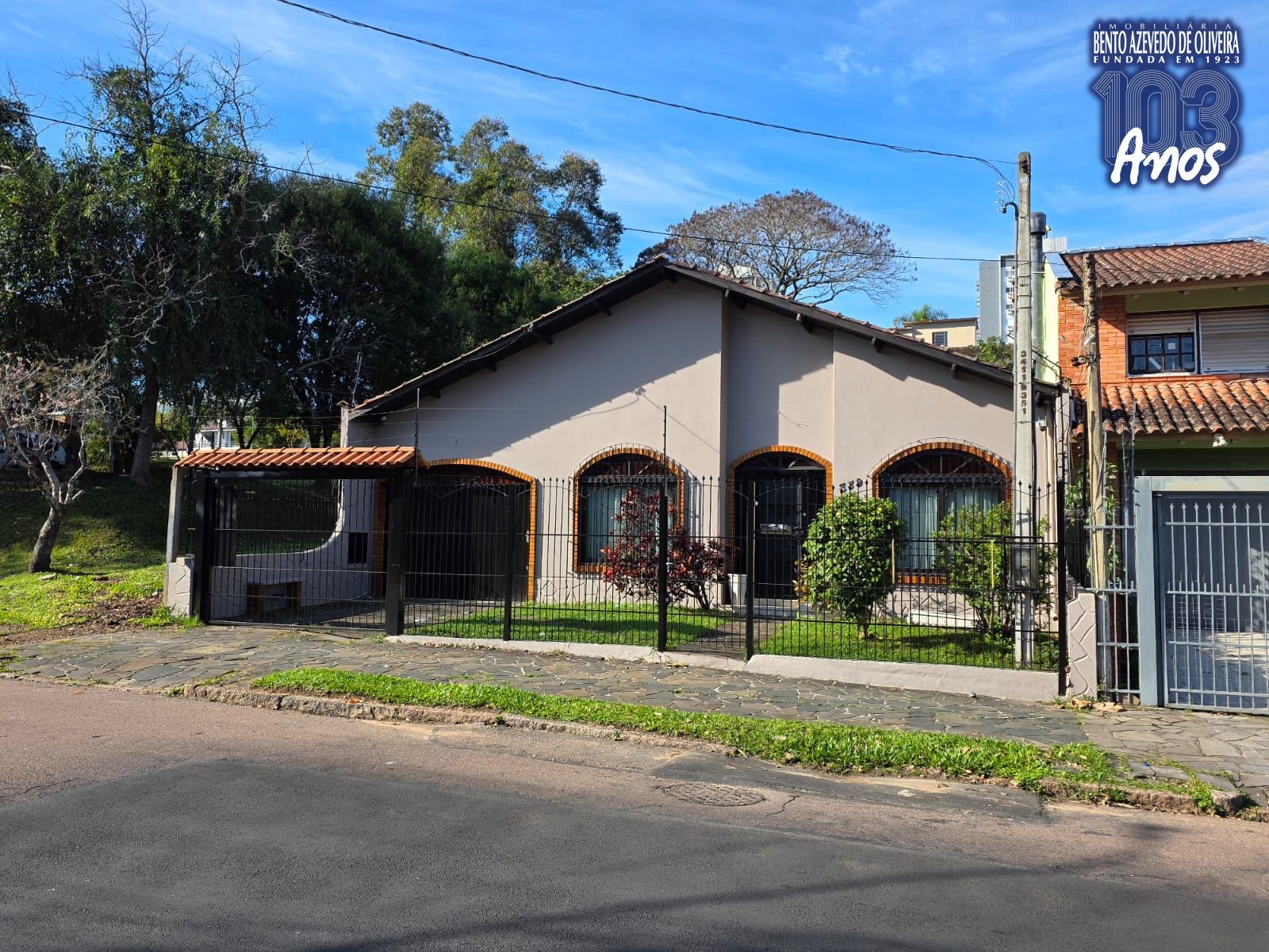 Casa, 3 quartos, 199 m² - Foto 1