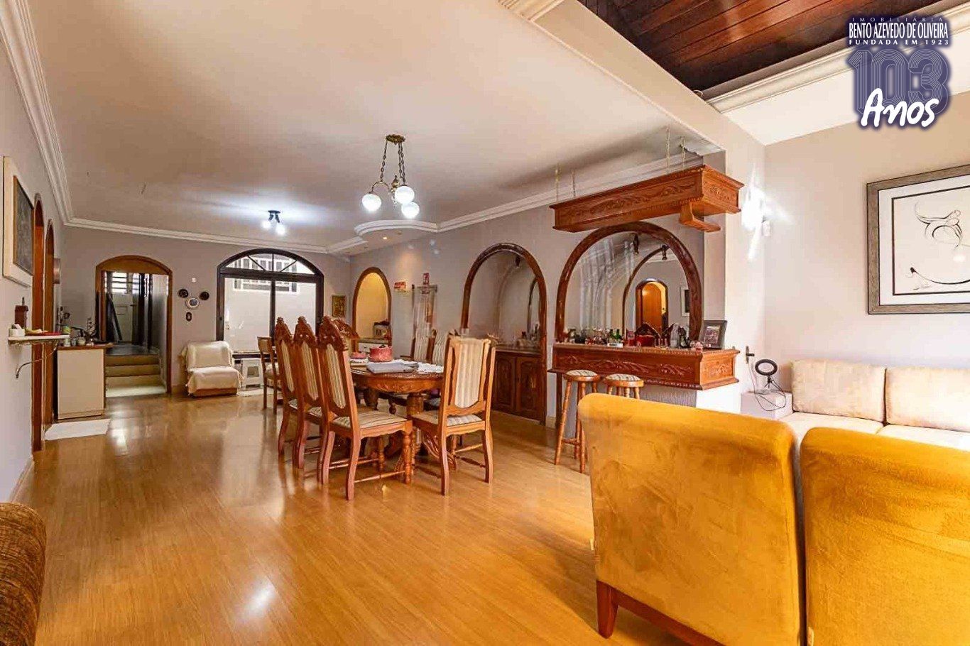 Casa, 3 quartos, 199 m² - Foto 2