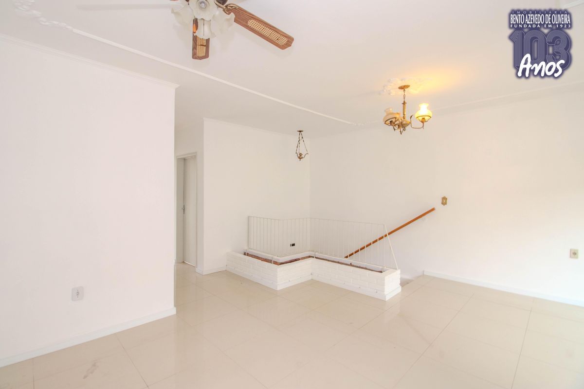 Casa, 3 quartos, 190 m² - Foto 2